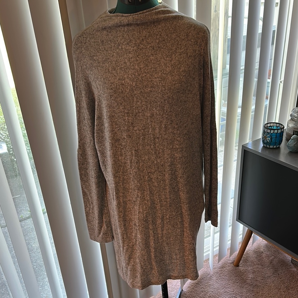 Gray Turtleneck Sweater with Long Sleeves